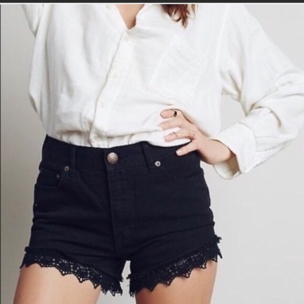 Free People Black Lace Trim Denim Shorts Size W 26